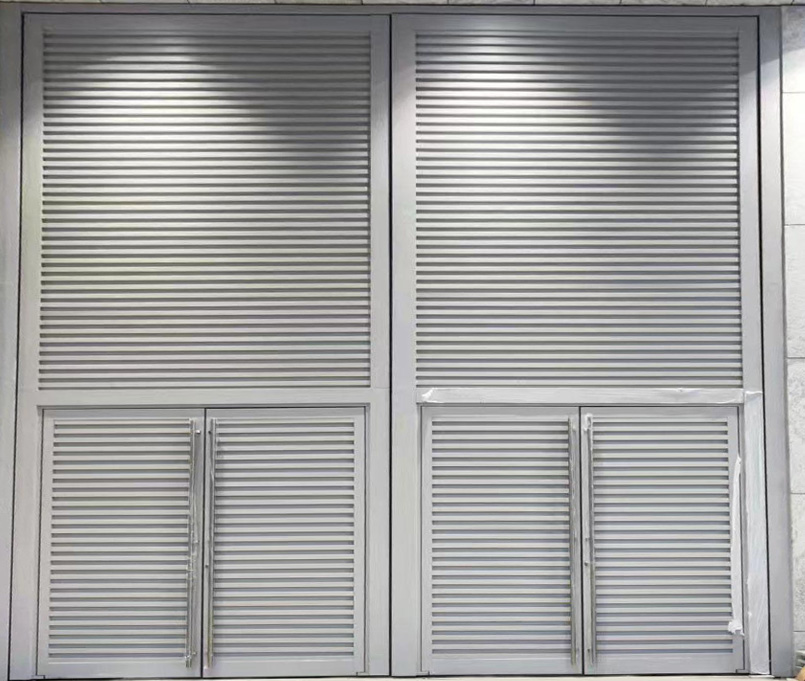 格栅造型大象门